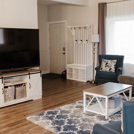 Central Tacoma Triplex Экстерьер фото