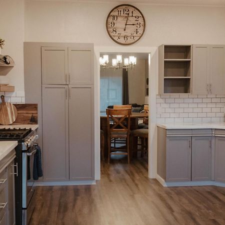 Central Tacoma Triplex Экстерьер фото
