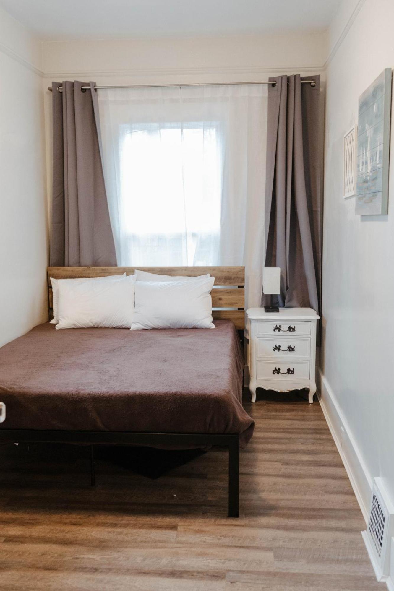 Central Tacoma Triplex Экстерьер фото